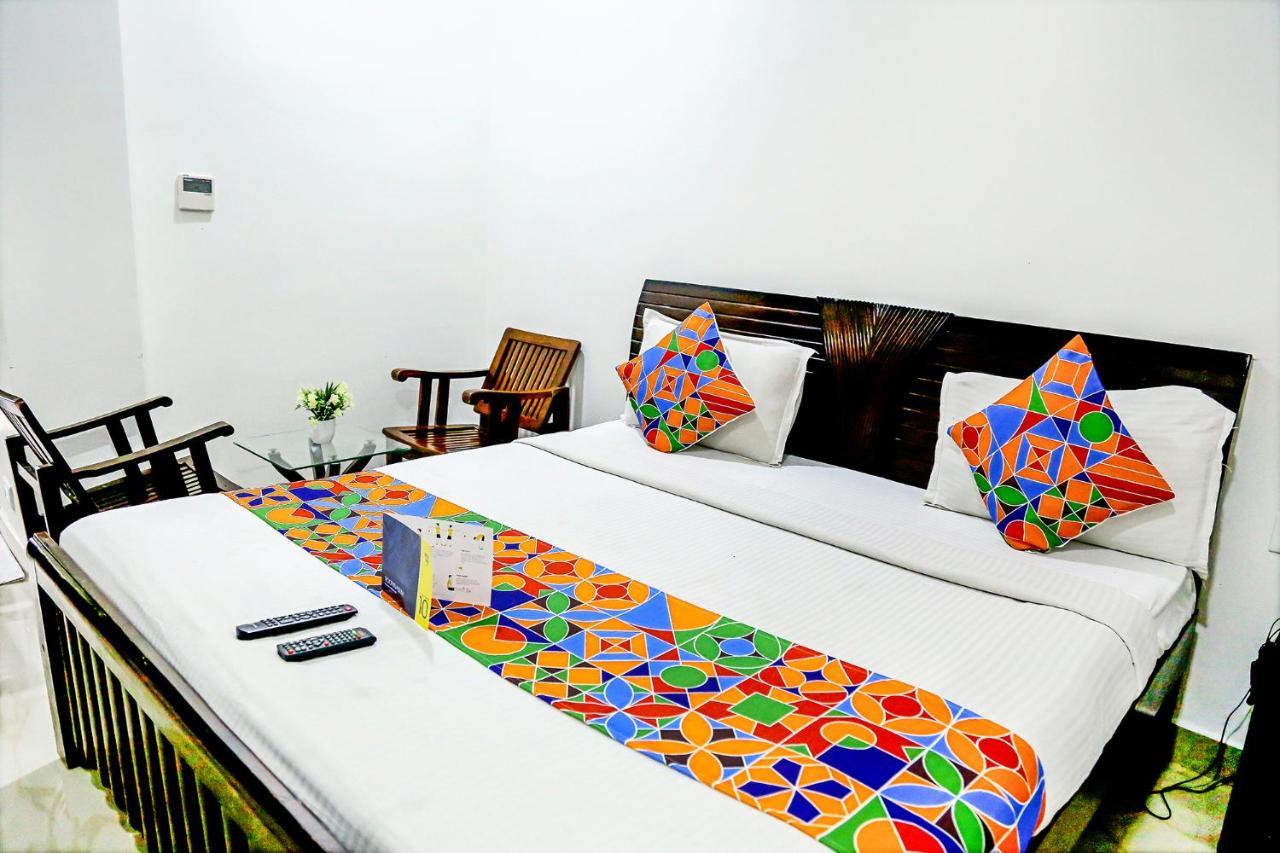 Fabexpress Essvee Mg Road Vijayawada Ξενοδοχείο Εξωτερικό φωτογραφία